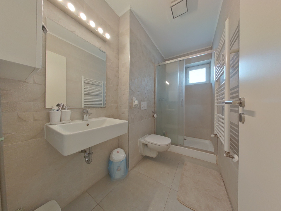 Apartament 3 camere de inchiriat / Kasper -Coresi