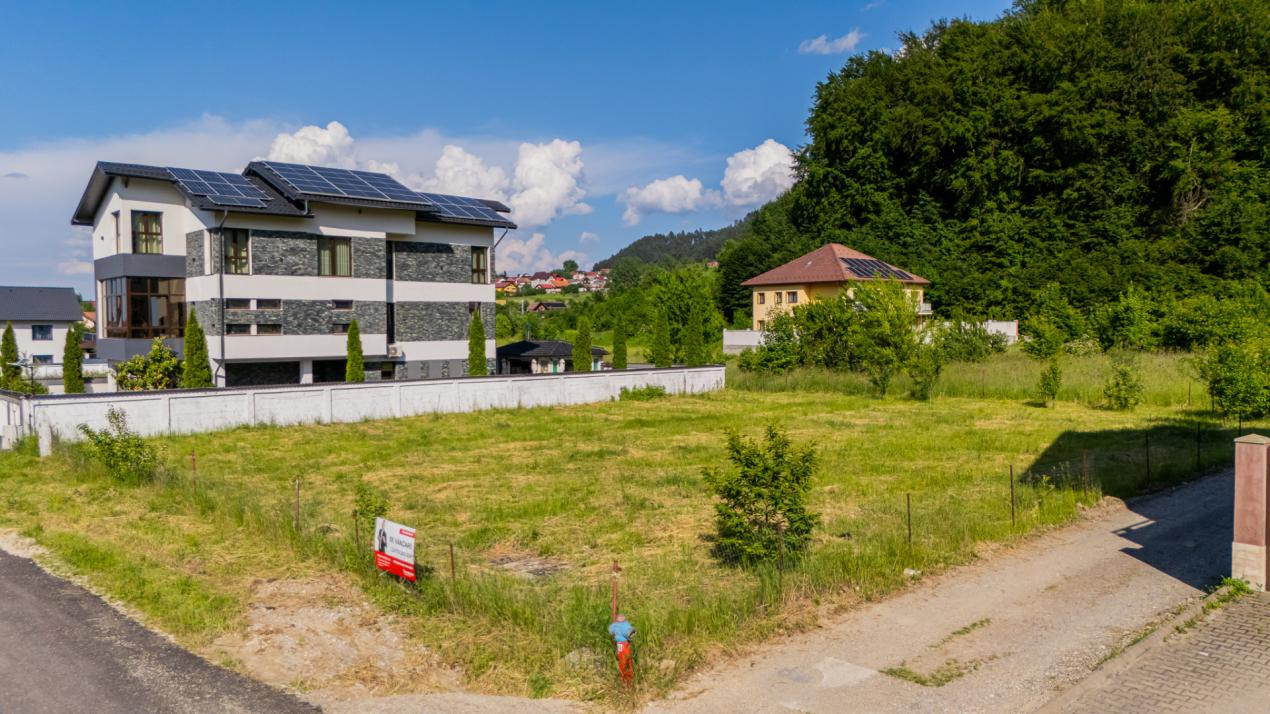 Teren pentru construcții în Bunloc, cu potențial imens
