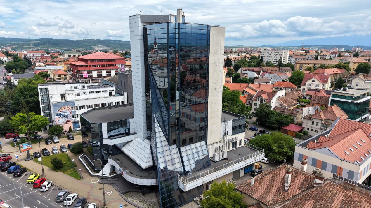 Birouri premium de închiriat | Clădire cu 6 etaje în centrul Sibiului