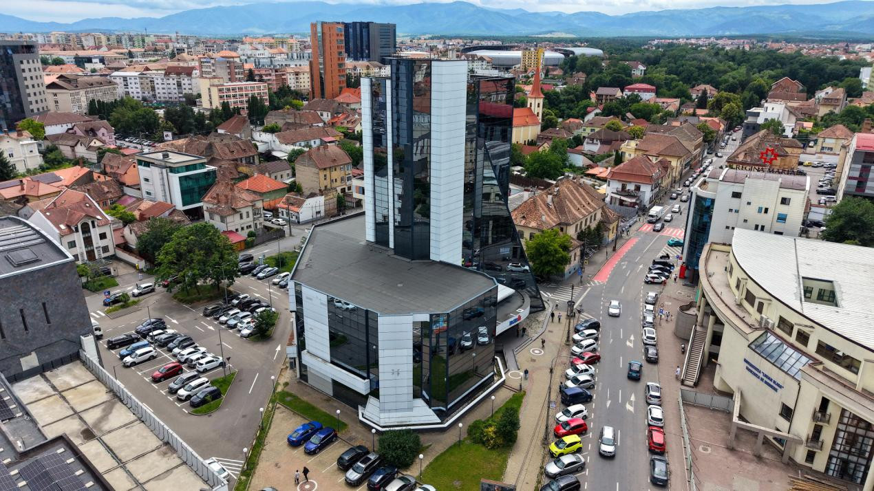 Birouri premium de închiriat | Clădire cu 6 etaje în centrul Sibiului