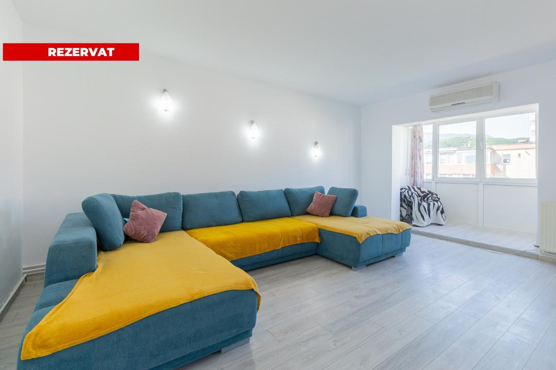 REZERVAT - Vânzare apartament 3 camere, mobilat și utilat  - strada Vulturului