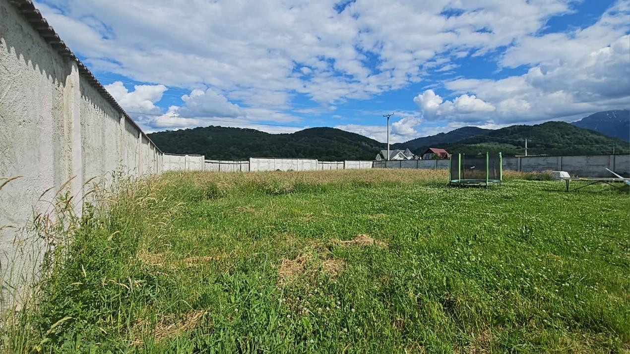 Teren Intravilan | Gata de construit | 1078 mp – Glajarie