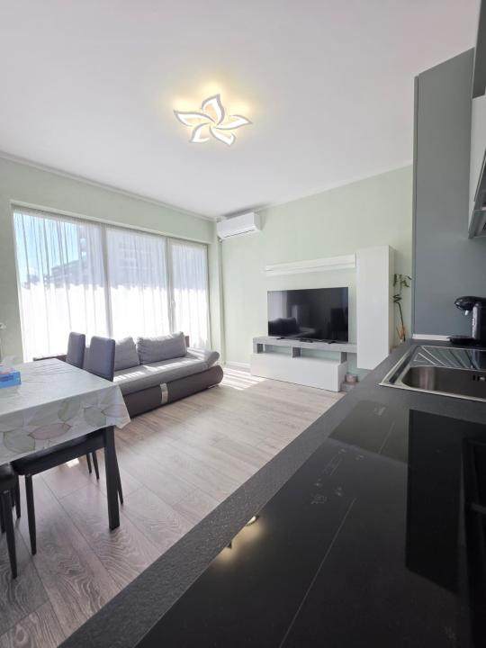 Apartament 3 camere/loc de parcare inclus/Tractorul