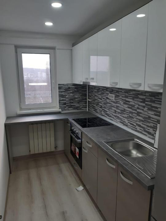 Apartament in zona Garii,cu 3 camere, renovat!