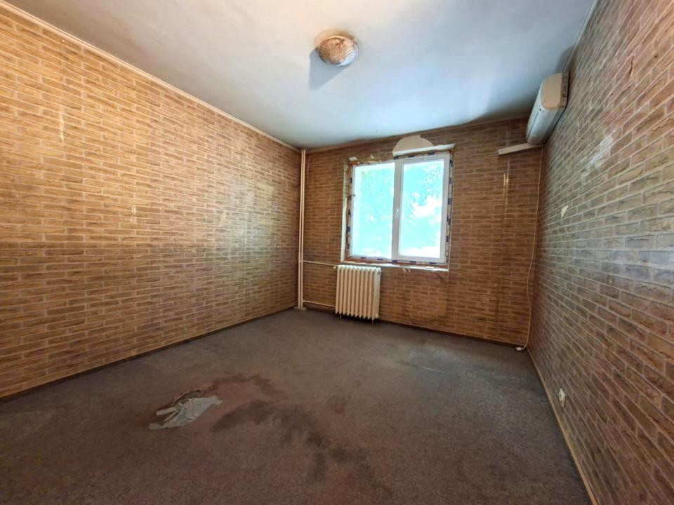 4 camere, Bloc 1983, Bucur Obor, Parter, renovabil