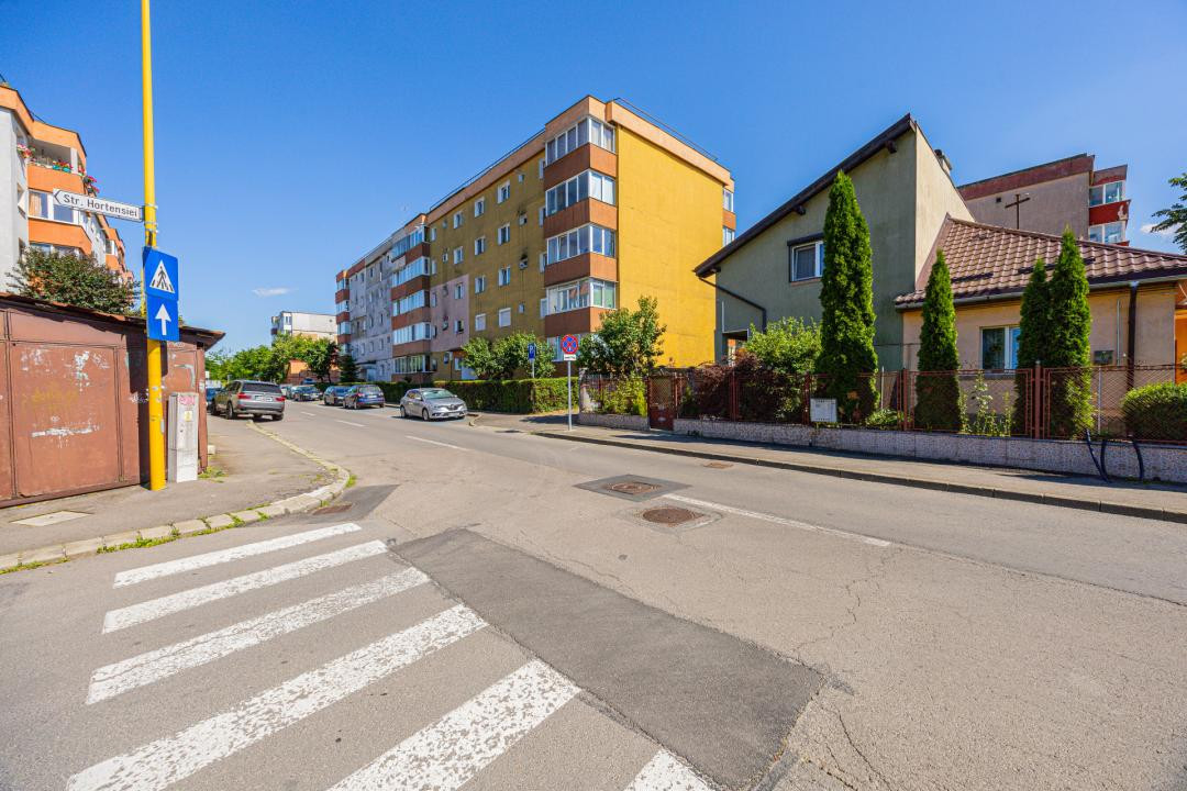 Apartament 3 camere decomandat | 65 mp utili + balcon