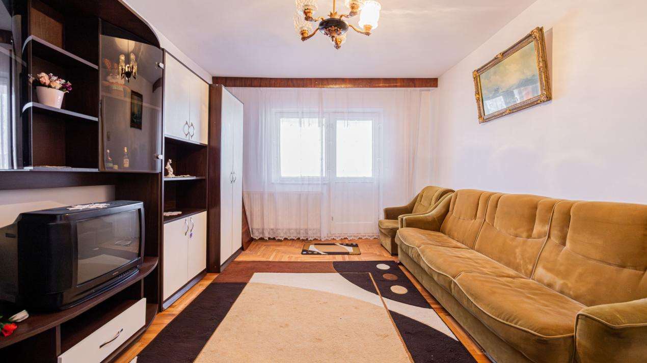 Apartament 3 camere decomandat | 65 mp utili + balcon