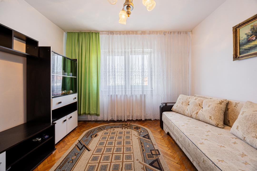 Apartament 3 camere decomandat | 65 mp utili + balcon