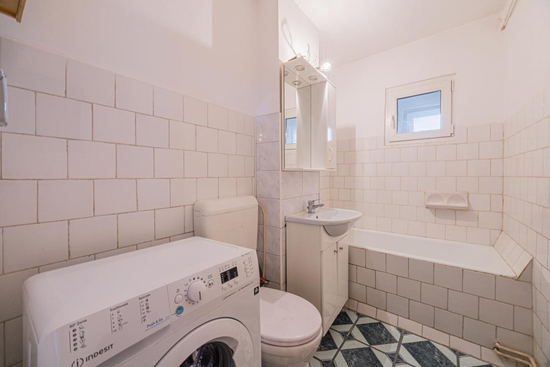 Apartament 3 camere decomandat | 65 mp utili + balcon