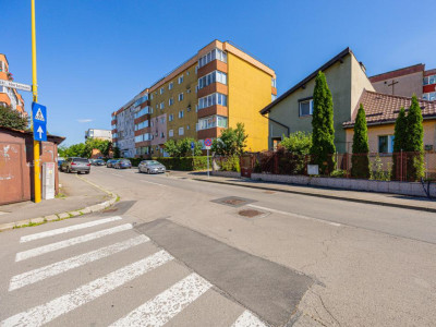 Apartament 3 camere decomandat | 65 mp utili + balcon