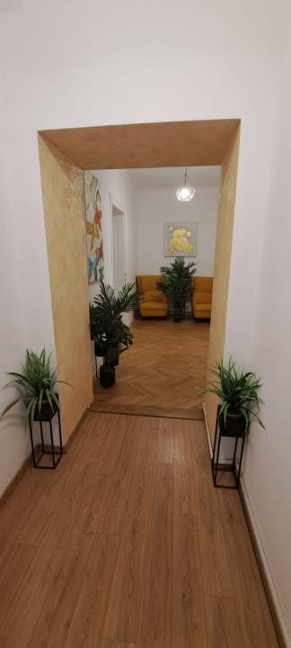 Apartament pentru inchiriere , ultracentral-centrul istoric ,mobilat si utilat