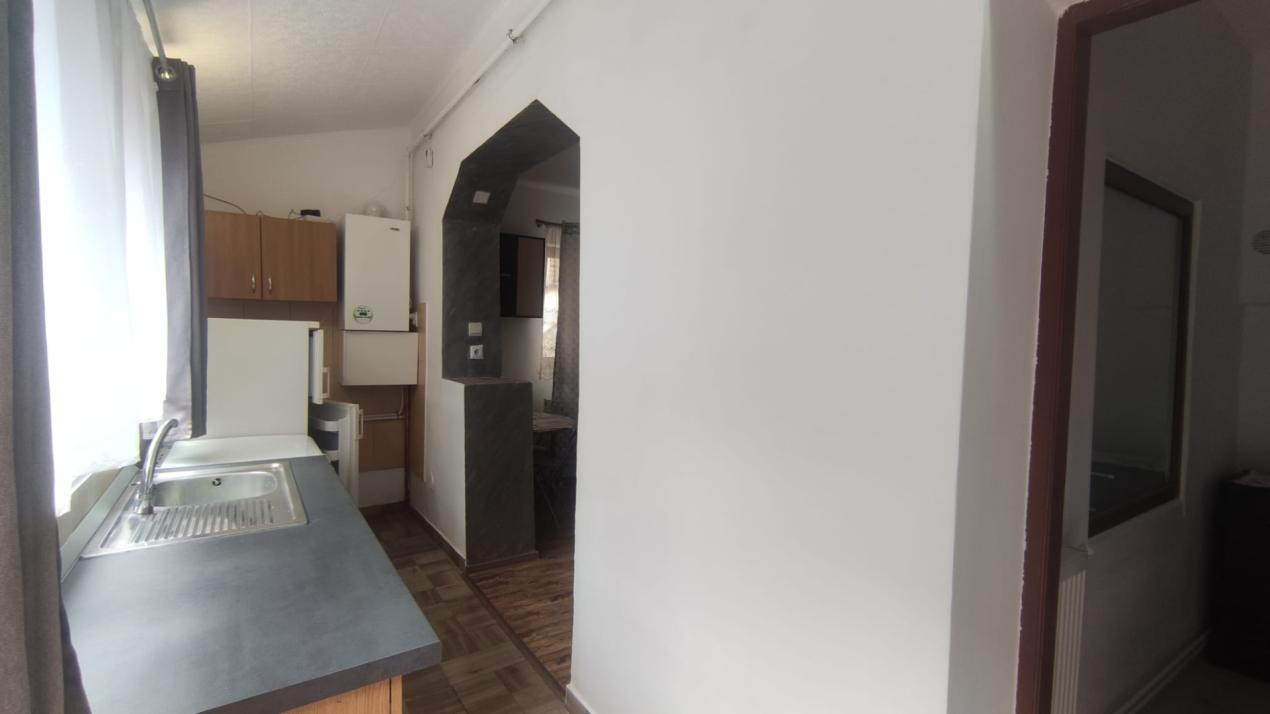 Apartament 2 camere de închiriat, la parterul unei case-zonă ultracentrală Sibiu