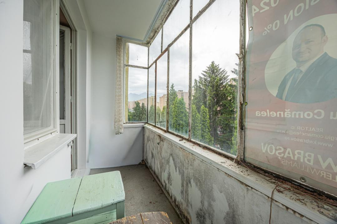 Vânzare apartament cu 4 camere - zona Calea București