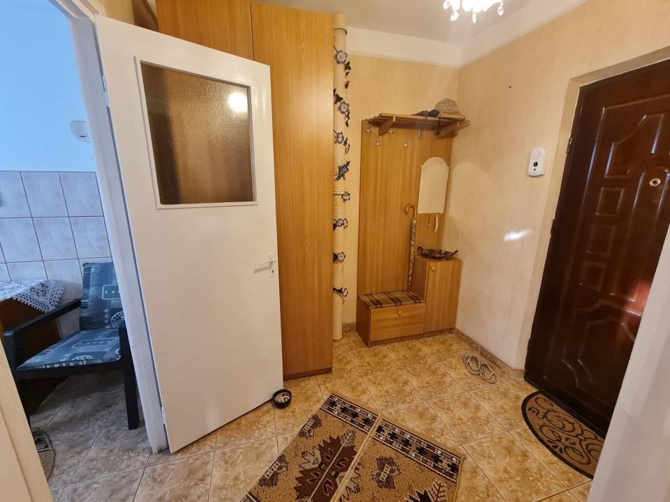 Apartament cu 2 camere in Podu Ros, langa Palas!