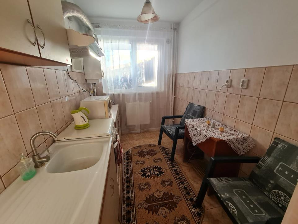 Apartament cu 2 camere in Podu Ros, langa Palas!