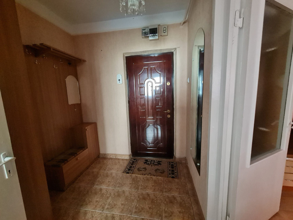 Comision zero!! Apartament cu 2 camere in Podu Ros, langa Palas, renovat!