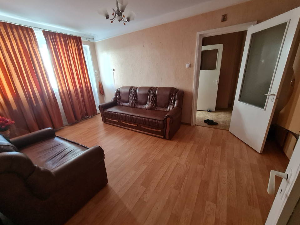 Comision zero!! Apartament cu 2 camere in Podu Ros, langa Palas, renovat!
