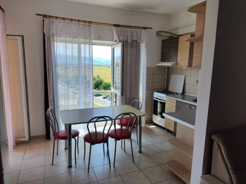 Apartament 3 camere Ștrand 