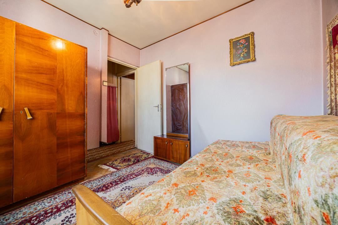 Vânzare apartament cu 2 camere, semidecomandat, strada Avram Iancu