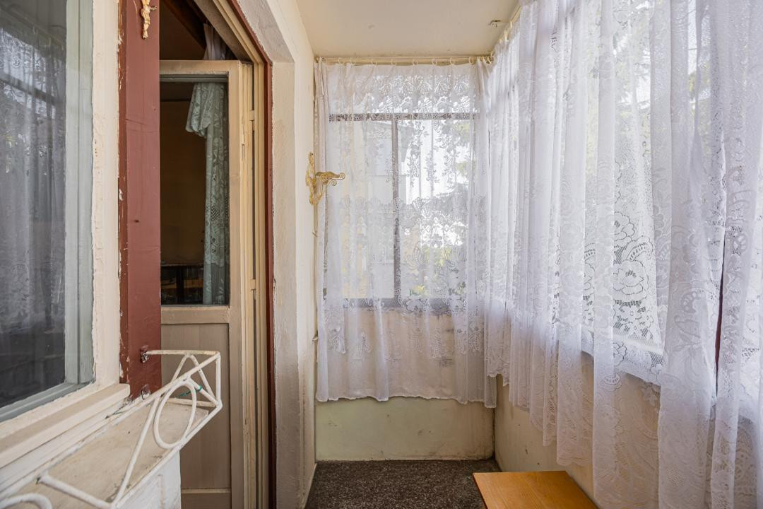 Vânzare apartament cu 2 camere, semidecomandat, strada Avram Iancu
