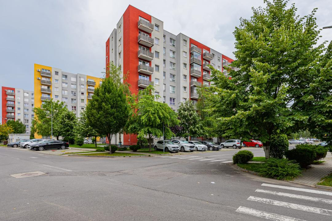 Apartament 3 camere | Loc de parcare | Boxă dublă