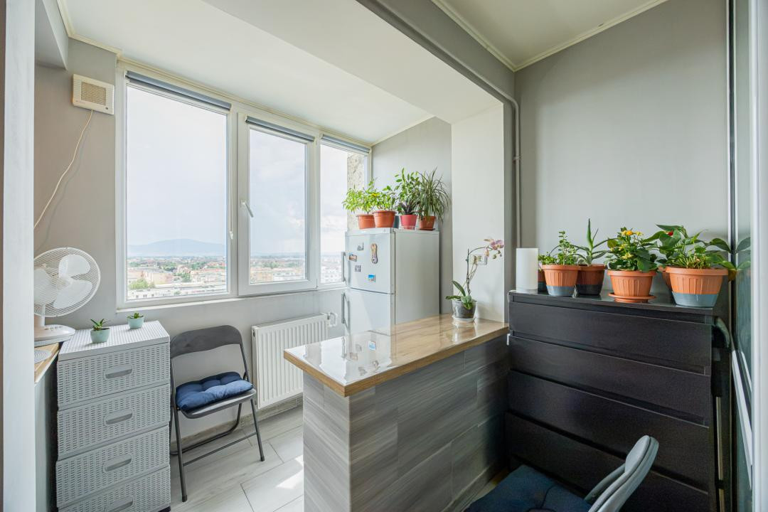 Garsonieră renovată | Complet mobilată | Zona Tractorul - comision 0%!