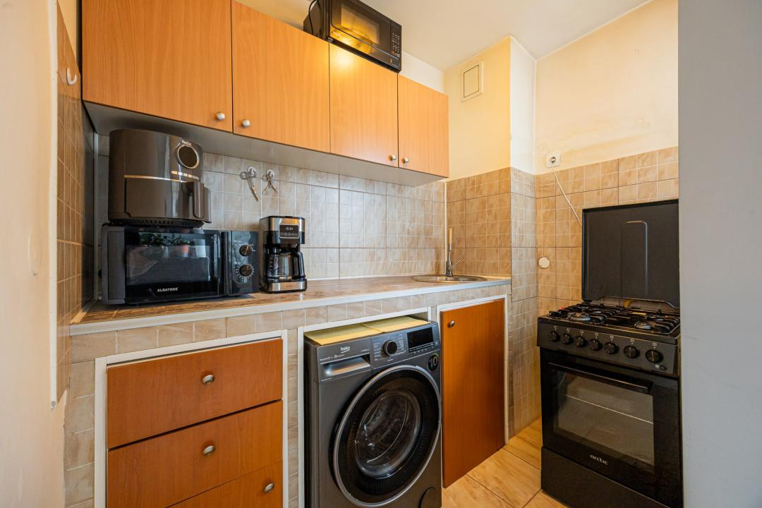 Garsonieră renovată | Complet mobilată | Zona Tractorul - comision 0%!