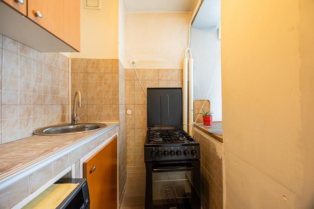Garsonieră renovată | Complet mobilată | Zona Tractorul - comision 0%!