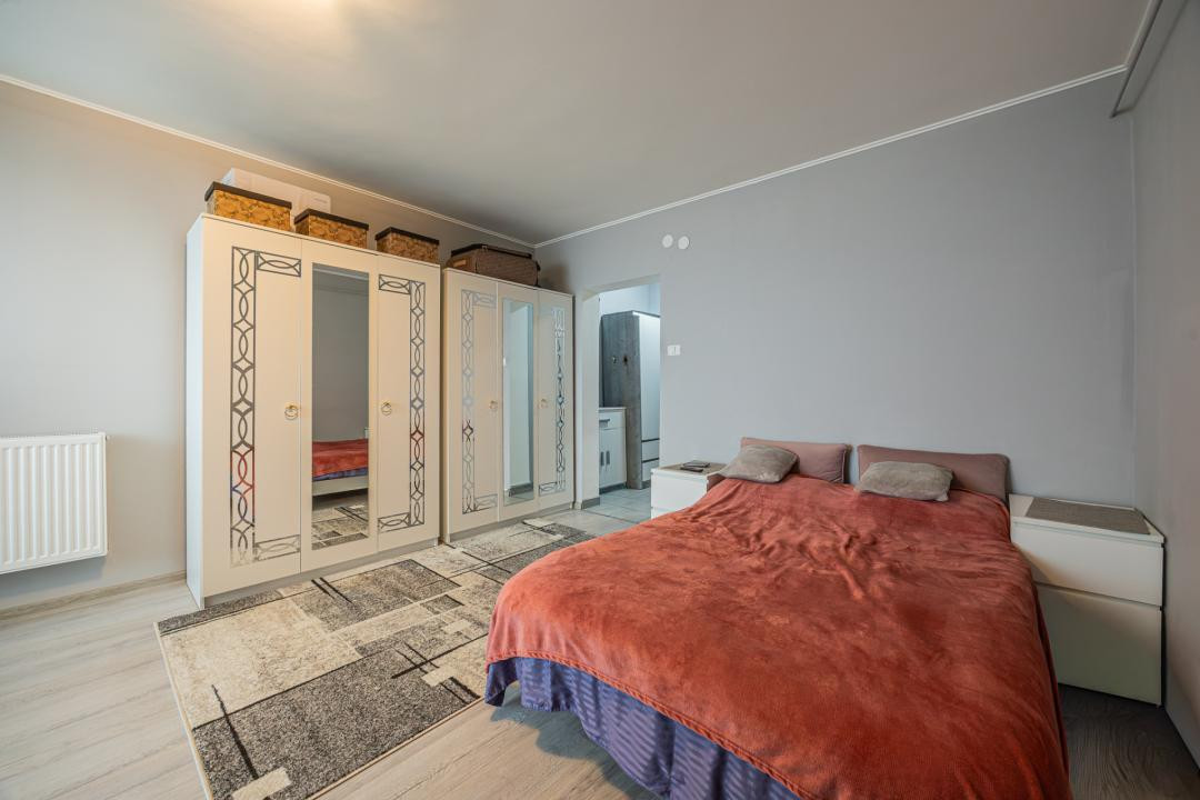 Garsonieră renovată | Complet mobilată | Zona Tractorul - comision 0%!