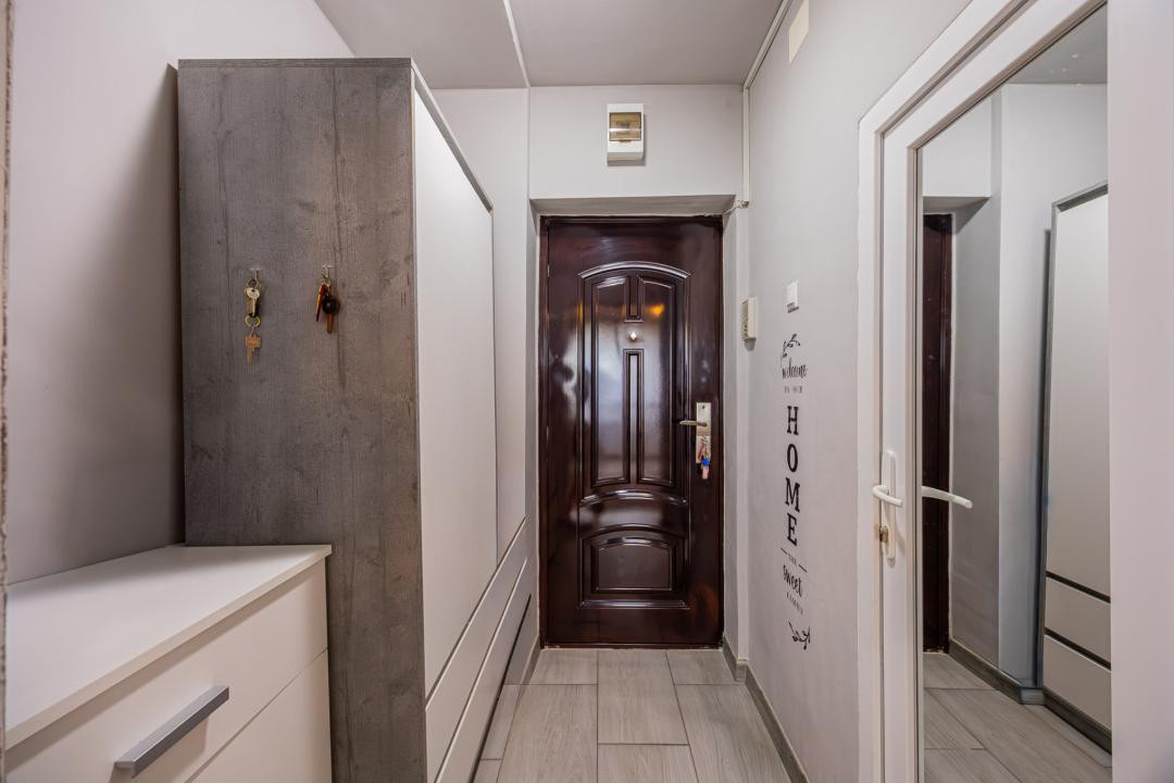 Garsonieră renovată | Complet mobilată | Zona Tractorul - comision 0%!