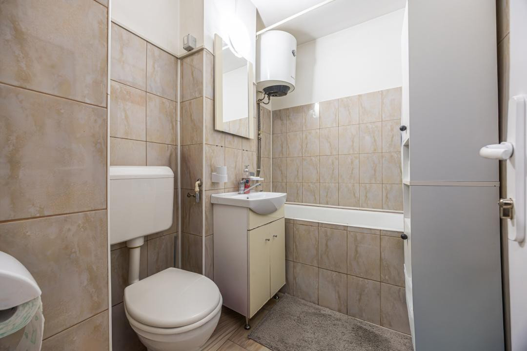 Garsonieră renovată | Complet mobilată | Zona Tractorul - comision 0%!
