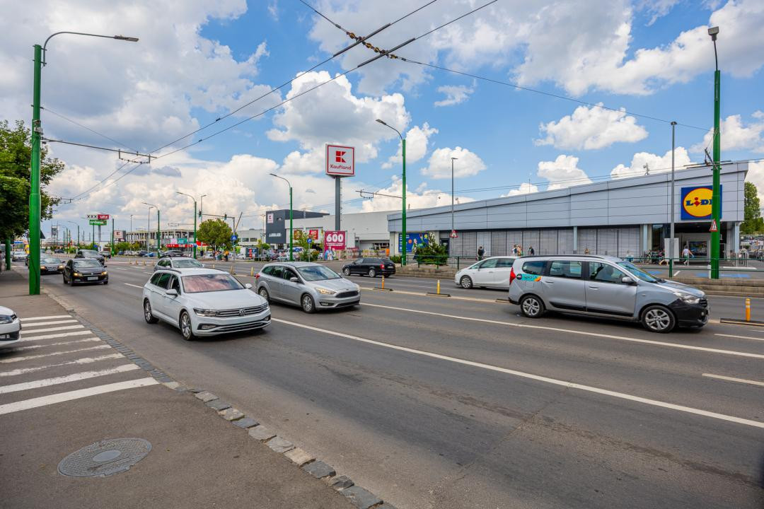Garsonieră renovată | Complet mobilată | Zona Tractorul - comision 0%!