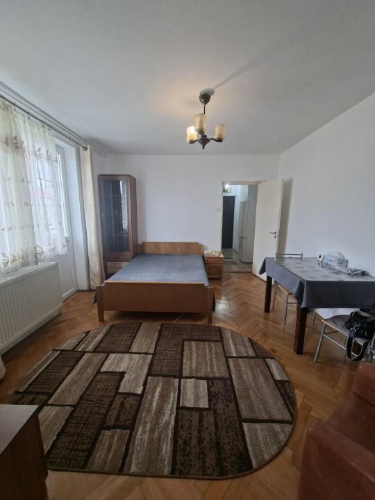 APARTAMENT DE INCHIRIAT 2 CAMERE CEDONIA