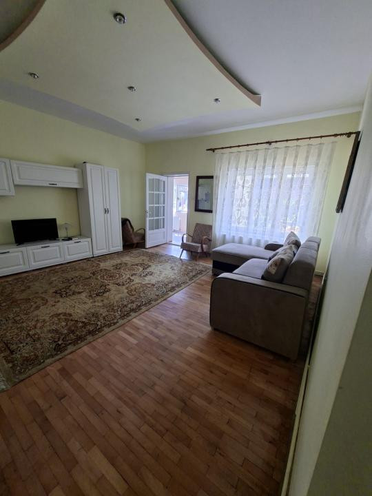 APARTAMENT DE INCHIRIAT 2 CAMERE STR LUNGA