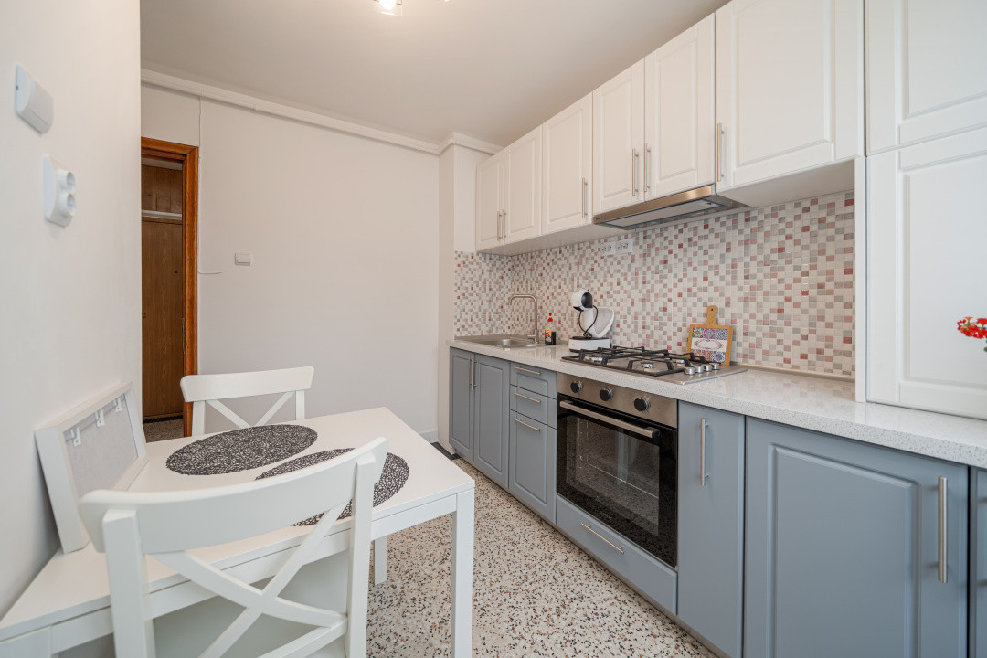 *Centrala proprie*Modern*Decomandat** et.2/4*Renovat 2025