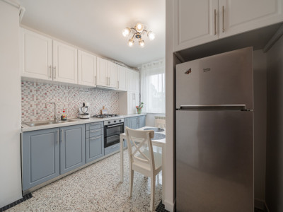 *Centrala proprie*Modern*Decomandat** et.2/4*Renovat 2025