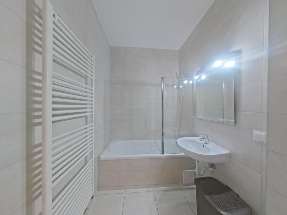 Garsonieră de închiriat în Avantgarden