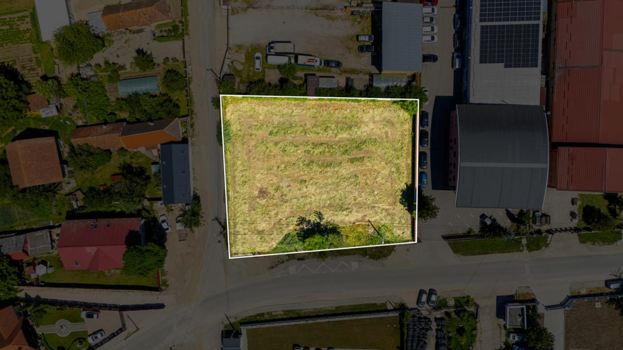 Teren intravilan 1.950 mp | Stupini, Brașov | Inchiriere exclusiv pe termen lung