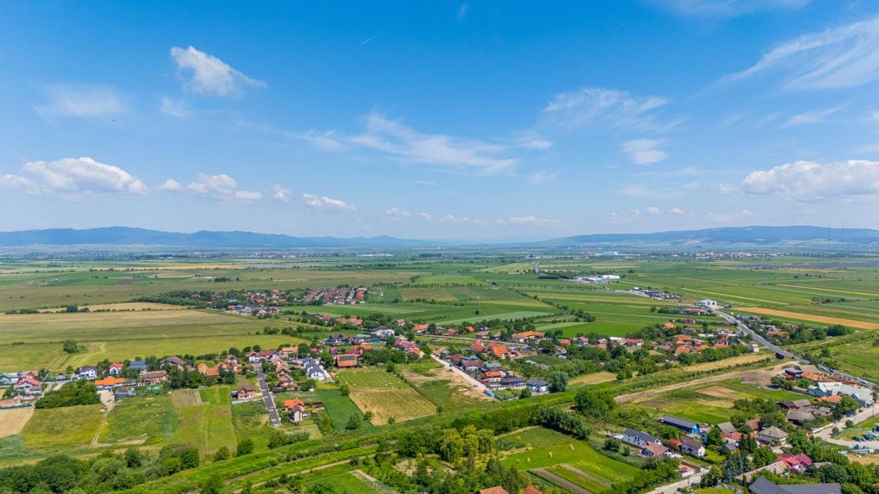 Teren intravilan 1.950 mp | Stupini, Brașov | Inchiriere exclusiv pe termen lung