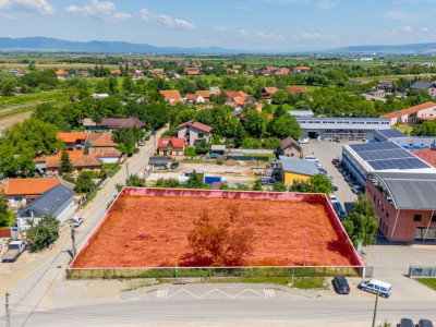 Teren intravilan 1.950 mp | Stupini, Brașov | Inchiriere exclusiv pe termen lung