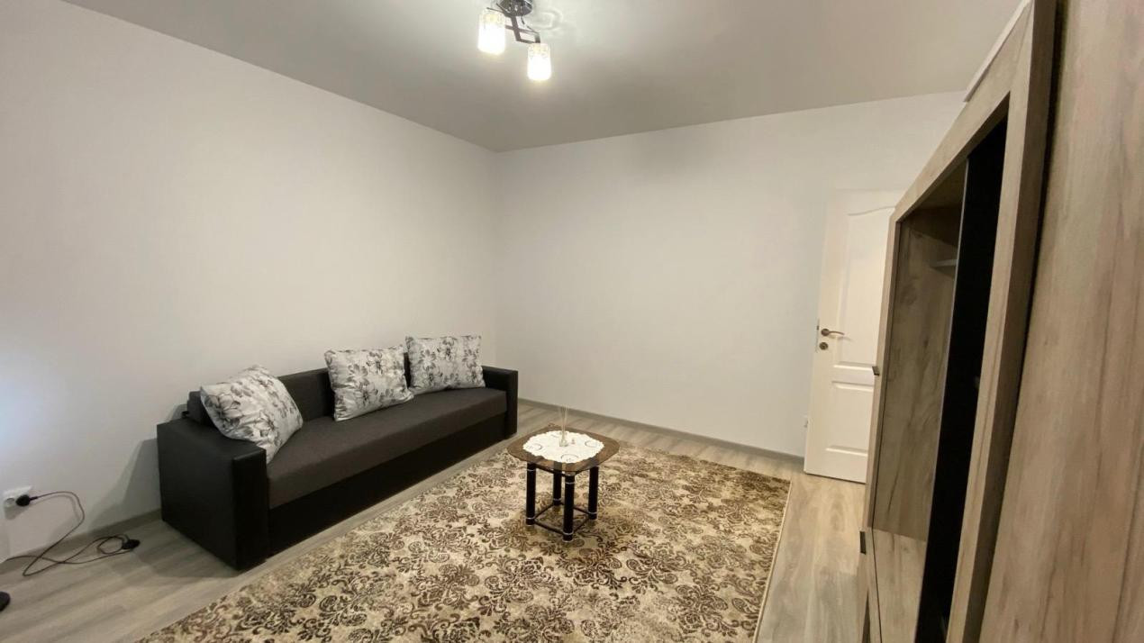 Apartament cu 1 camera spatios, parter inalt, cu parcare, in Lunca Cetatuii!