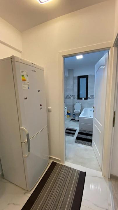 Apartament cu 1 camera spatios, parter inalt, cu parcare, in Lunca Cetatuii!