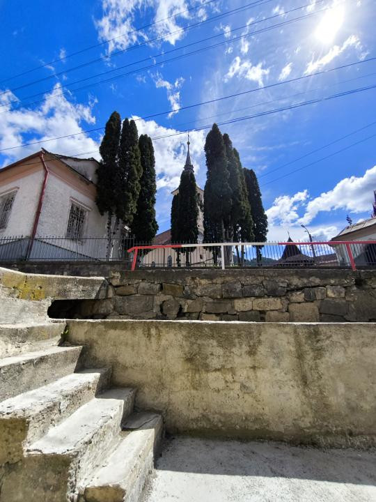 Apartament 2 camere  I Singur in curte 