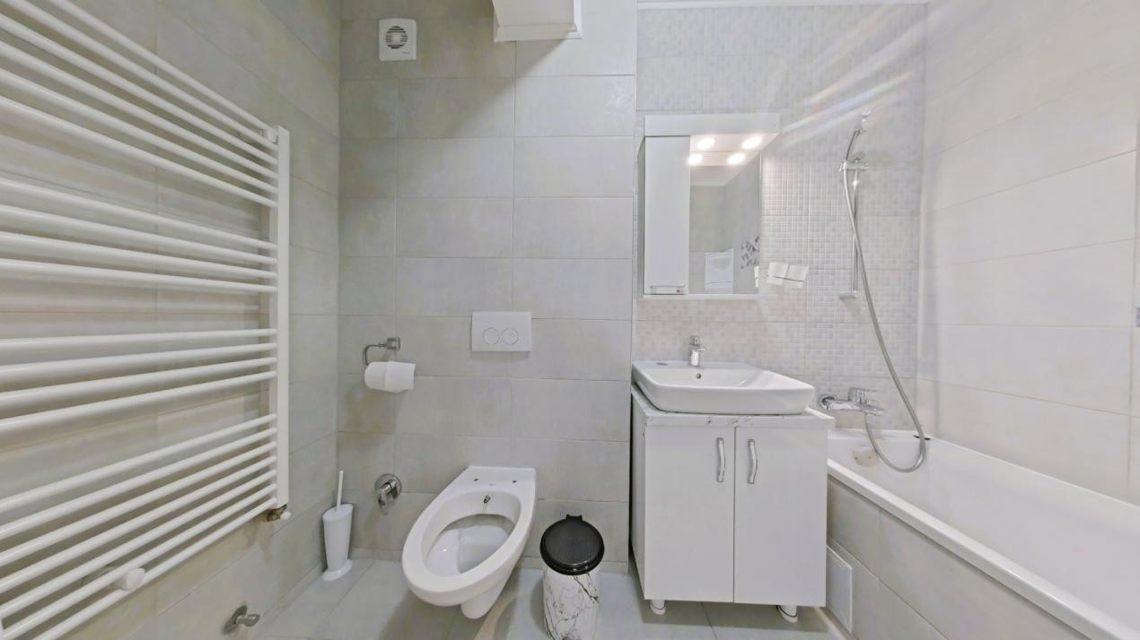 Apartament 2 camere  de inchiriat, Avantgarden, Faza 4, Loc parcare + Boxa 