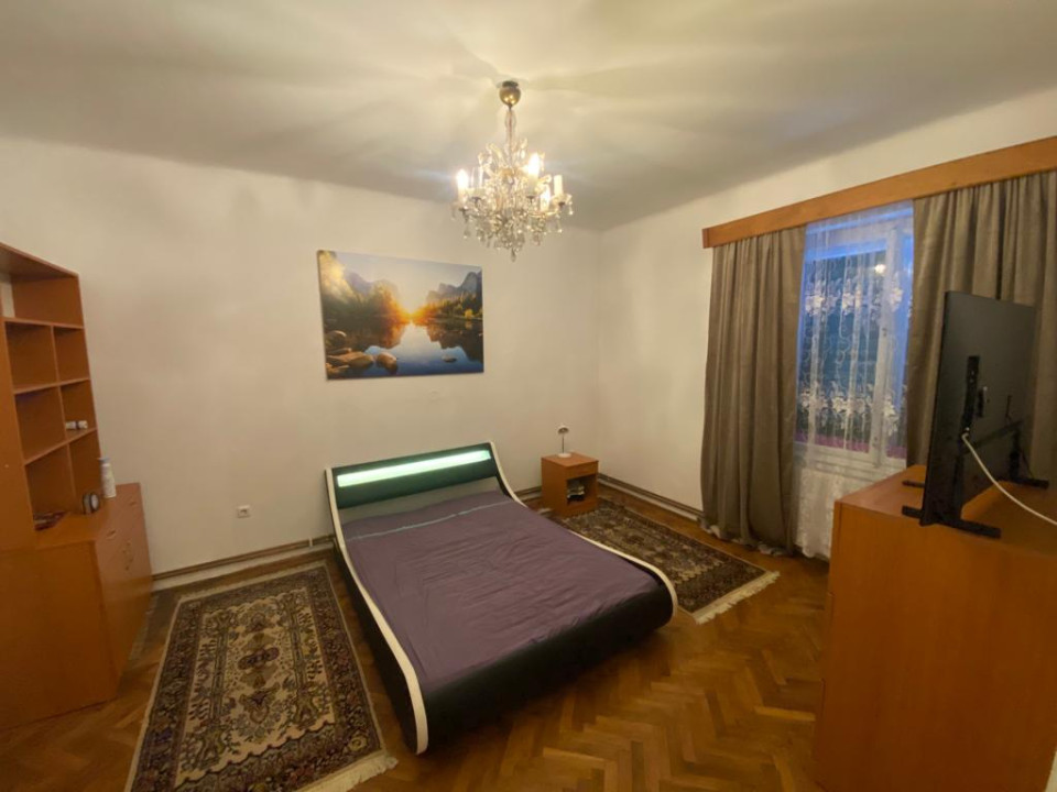 Apartament 2 camere - de inchiriat - Ultra central cu loc de parcare
