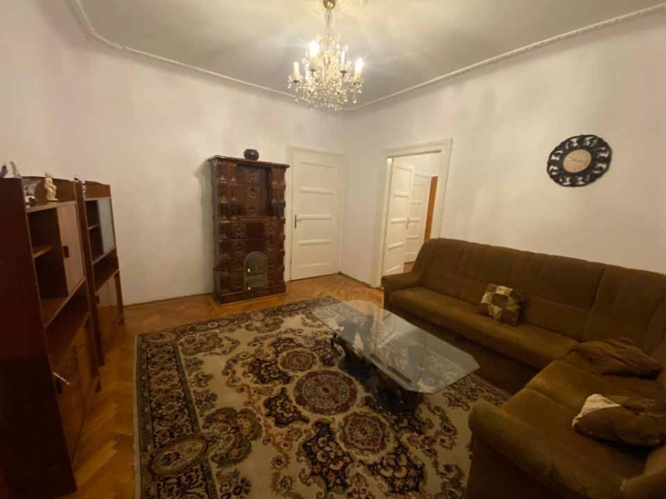 Apartament 2 camere - de inchiriat - Ultra central cu loc de parcare