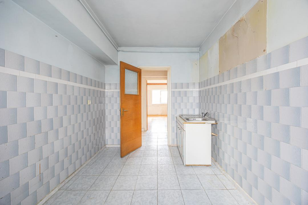Apartament 3 camere bloc vila, Noua