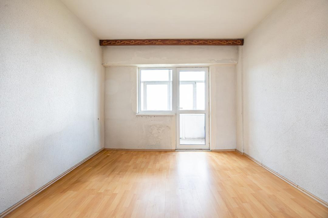 Apartament 3 camere bloc vila, Noua