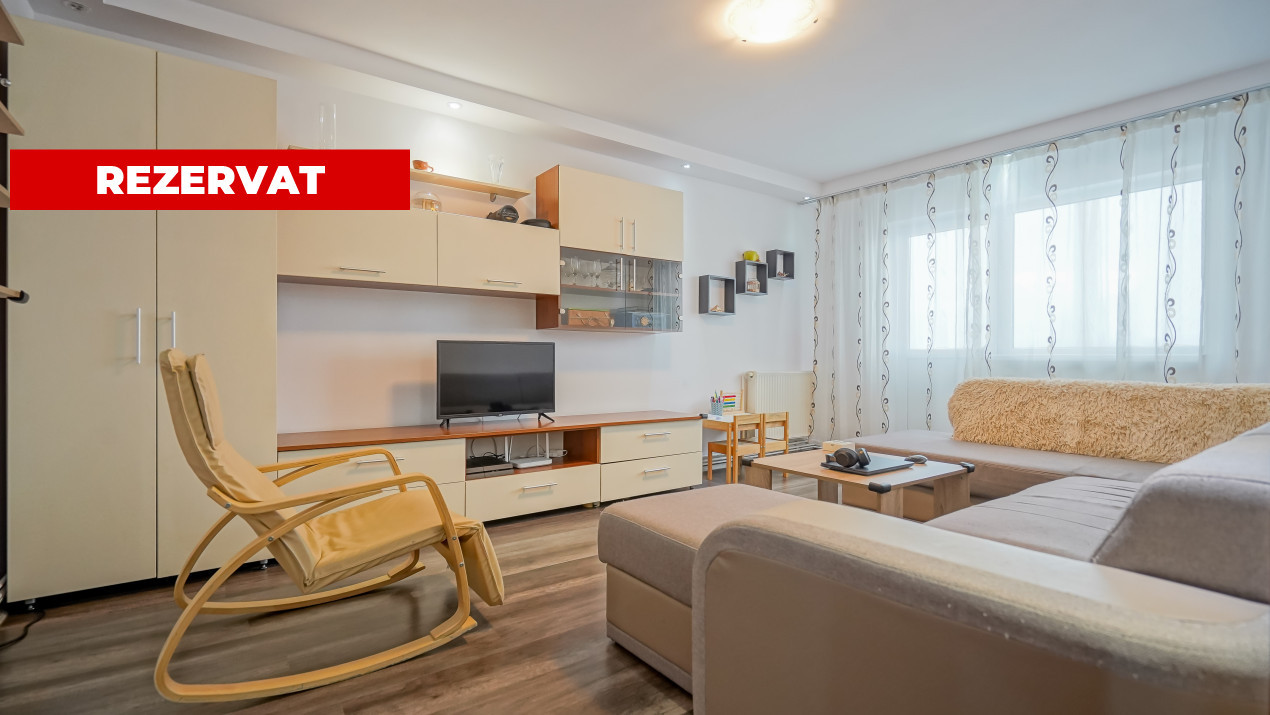  REZERVAT - Apartament 3 camere, decomandat - Independentei - Zona Tractorul