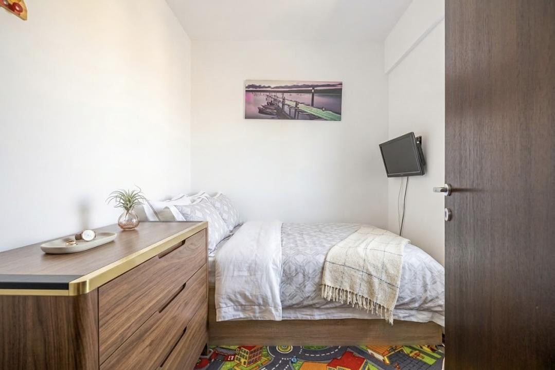 Apartament 2 camere+dressing |Mobilat și utilat |Grădină 29mp |Parcare + Boxă | 